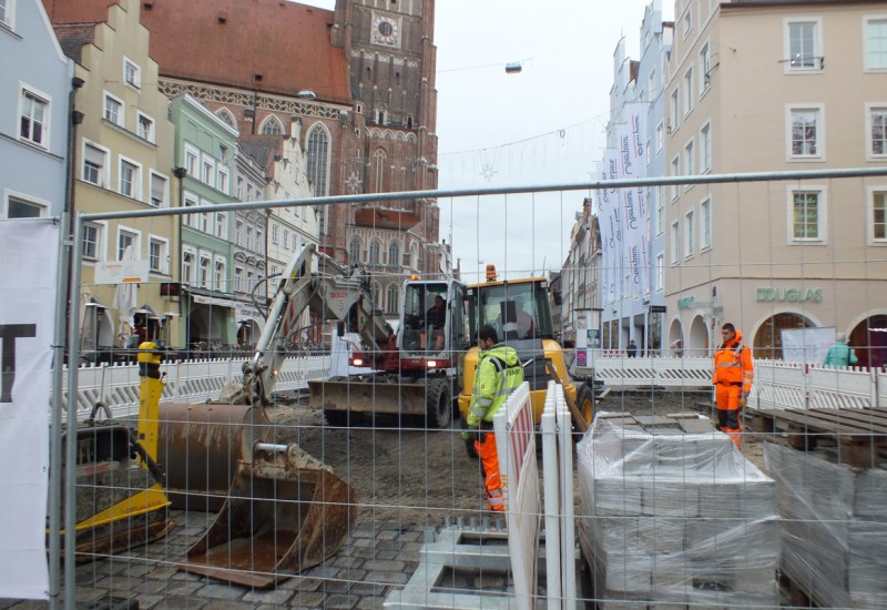 Das Bestandspflaster wurde ausgebaut