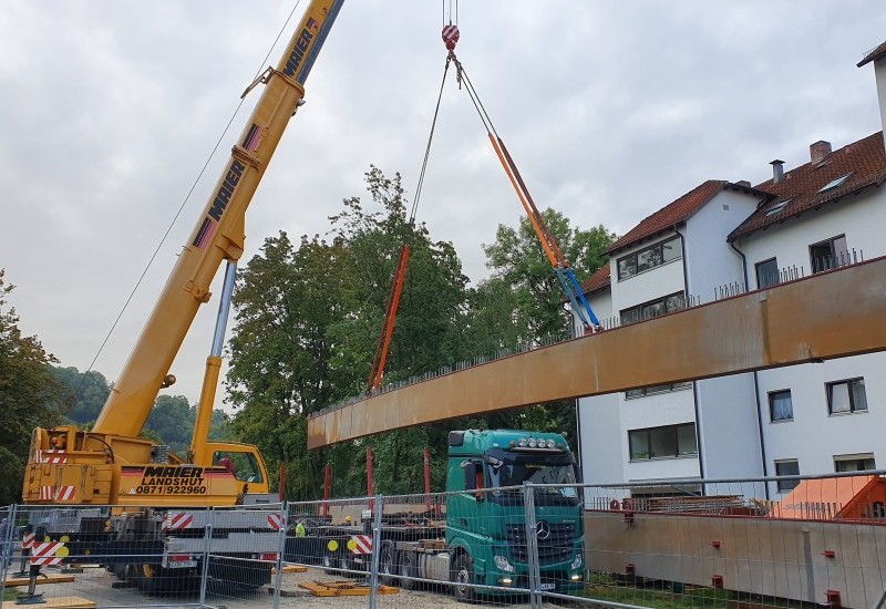 Anlieferung der Korten-Stahl-Brücke